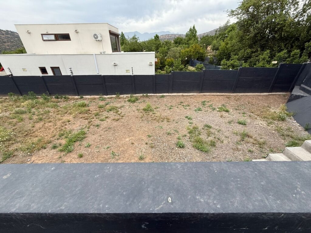 Proyecto FP – Terreno antes de la instalación (pasto Oporto 40 mm)
